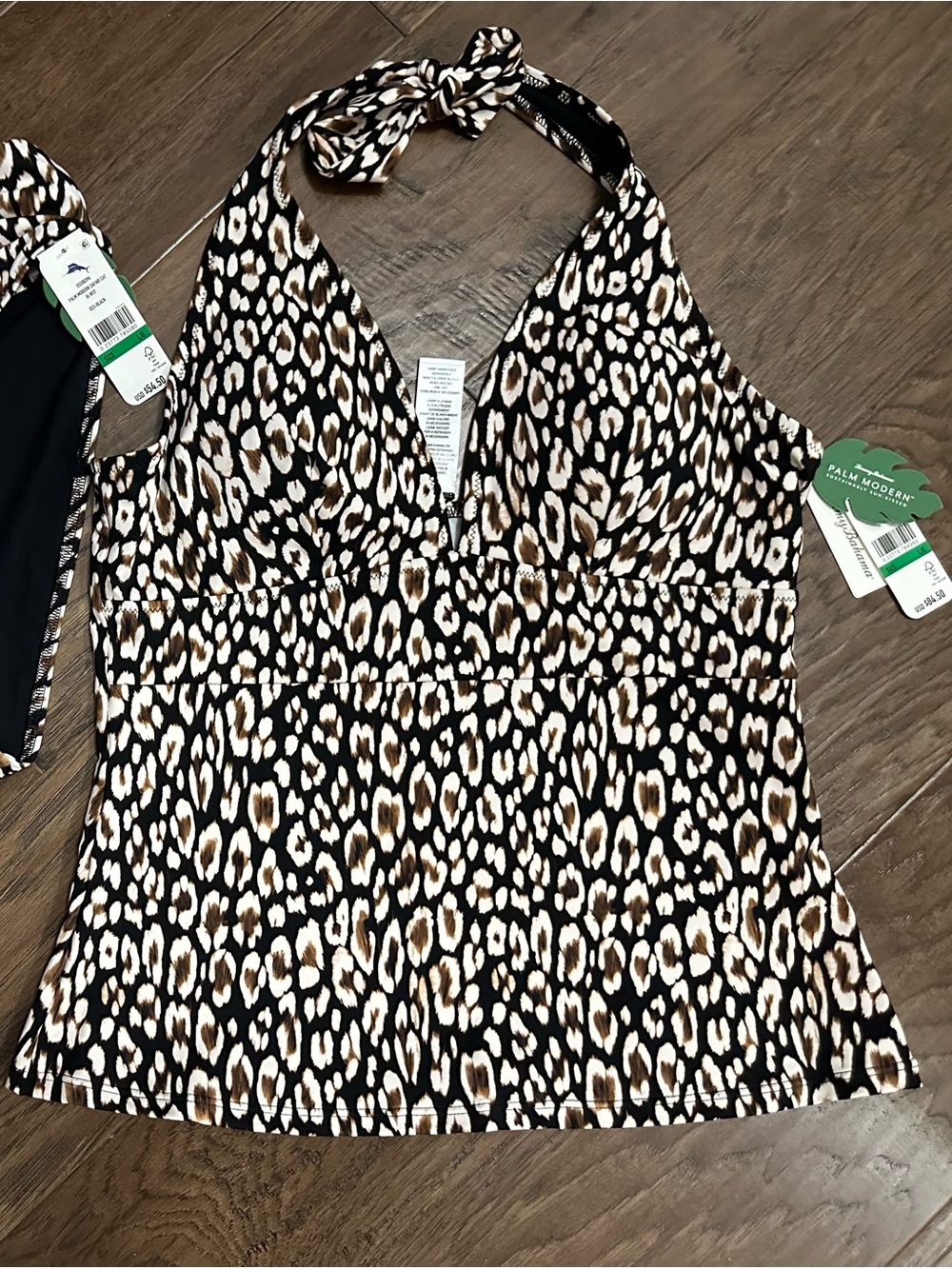 Tommy Bahama Palm Modern
Safari Cat Tankini Size L NWT - Picture 3 of 4